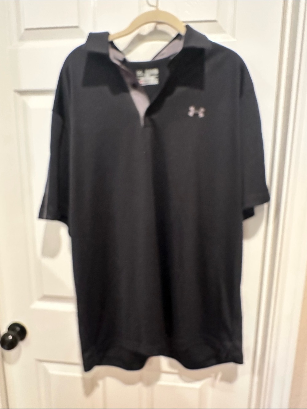 Bundle of 6 Under Armour Men’s Polo Lot - Black, Blue, Maroon, Navy - Picture 10 of 15